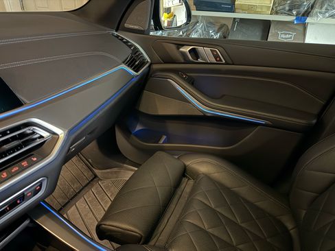 Used 2023 BMW X5 xDrive45e w/ M Sport Package image 11