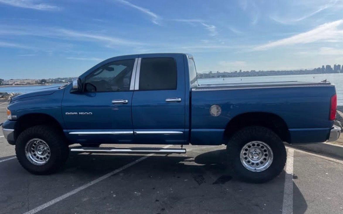 Used 2005 Dodge Ram 1500 Truck SLT RWD image 4