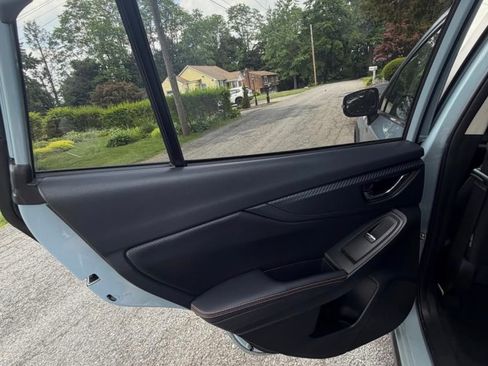 Used 2019 Subaru Crosstrek 2.0i Limited AWD/4WD image 6