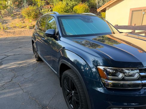 Used 2019 Volkswagen Atlas SEL Premium AWD/4WD image 5