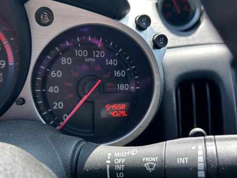 Used 2017 Nissan 370Z Coupe image 13