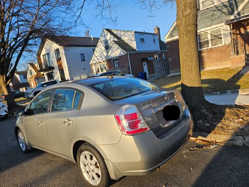 Used 2009 Nissan Sentra 2.0 SL w/ 2.0 SL Premium Plus Pkgto Pkg image 15