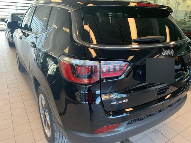 Used 2018 Jeep Compass Limited w/ Safe & Security Group AWD/4WD image 2