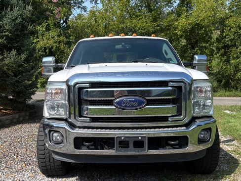 Used 2016 Ford F350 XLT w/ XLT Value Package AWD/4WD image 4