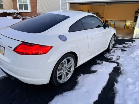 Used 2017 Audi TT 2.0T w/ S Sport Seat Package image 4