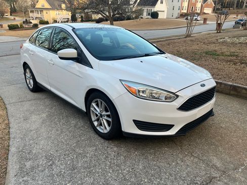 Used 2018 Ford Focus SE image 11