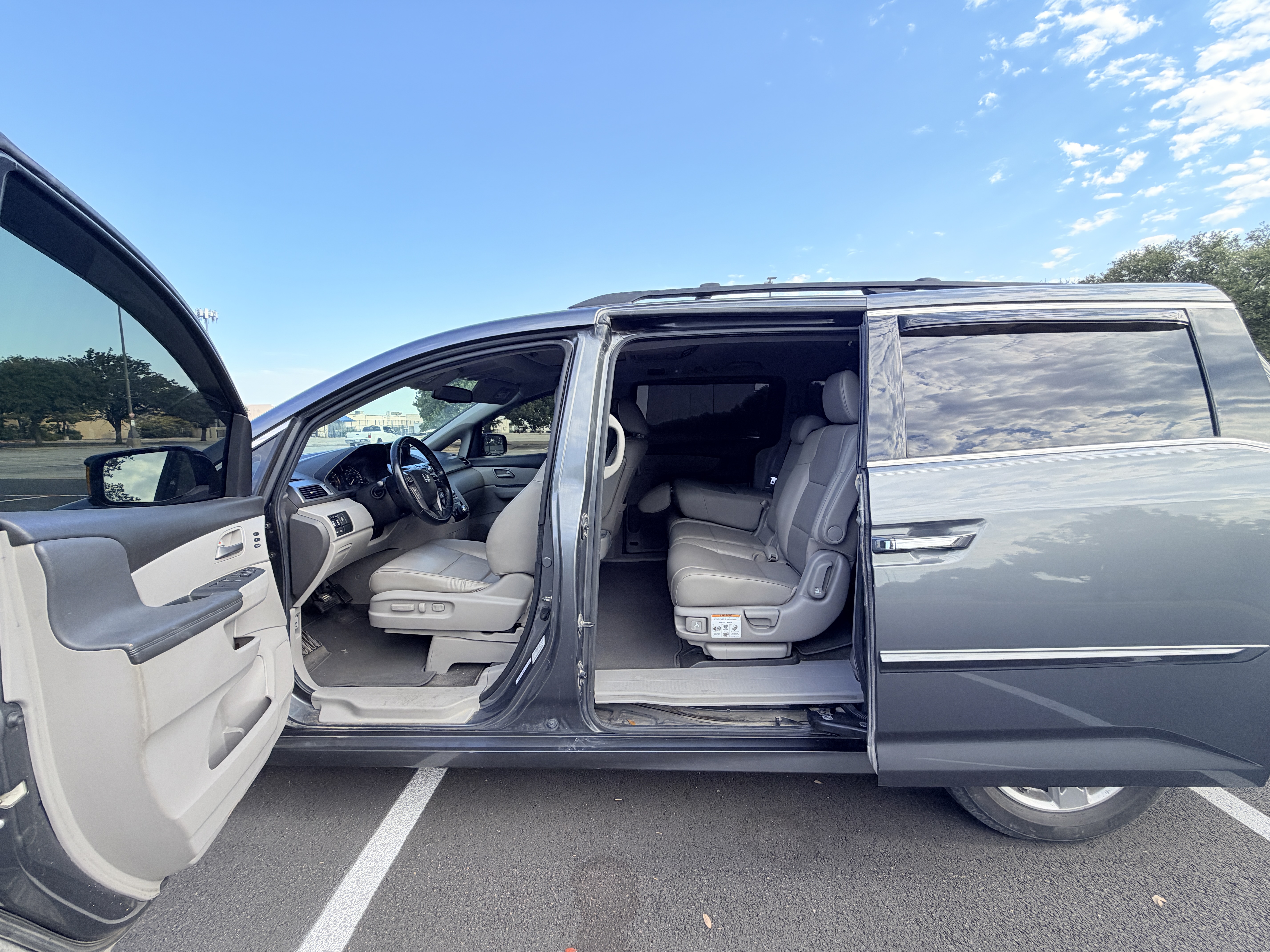 Used 2012 Honda Odyssey Touring image 15