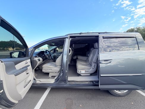 Used 2012 Honda Odyssey Touring image 15