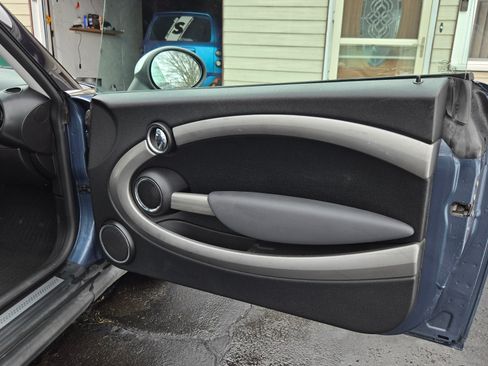 Used 2010 MINI Cooper S image 11