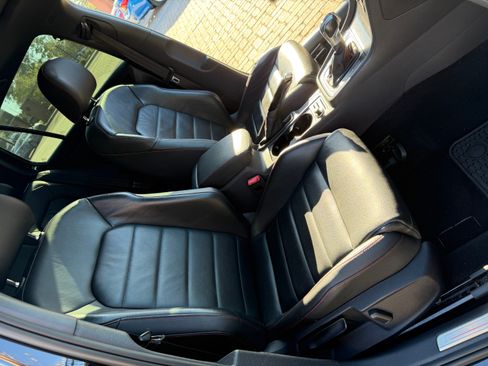 Used 2016 Volkswagen GTI SE image 14