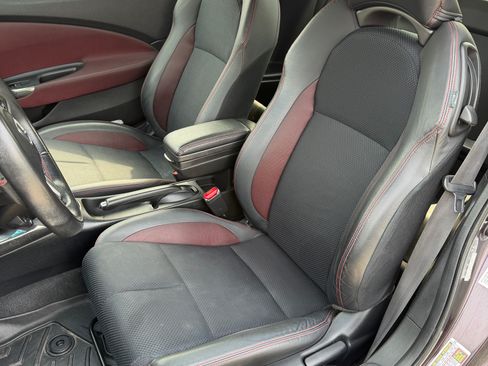 Used 2013 Honda CR-Z EX image 12