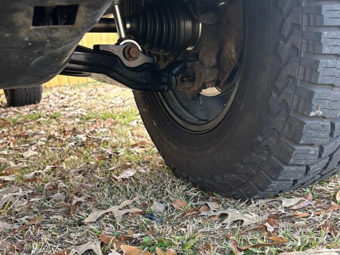 Used 2012 Toyota Tacoma 4x4 Double Cab w/ TRD Sport Pkg image 13