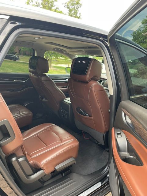 Used 2018 Buick Enclave Avenir w/ Avenir Technology Package AWD/4WD image 13