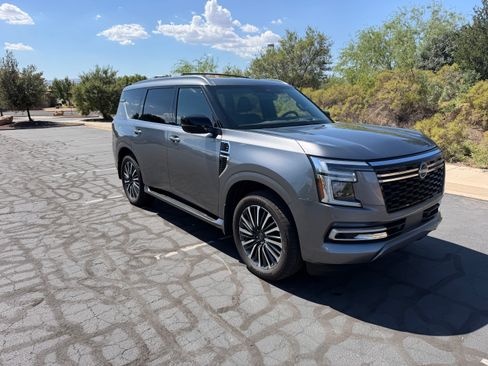 Used 2026 Nissan Armada Platinum Reserve AWD/4WD image 13