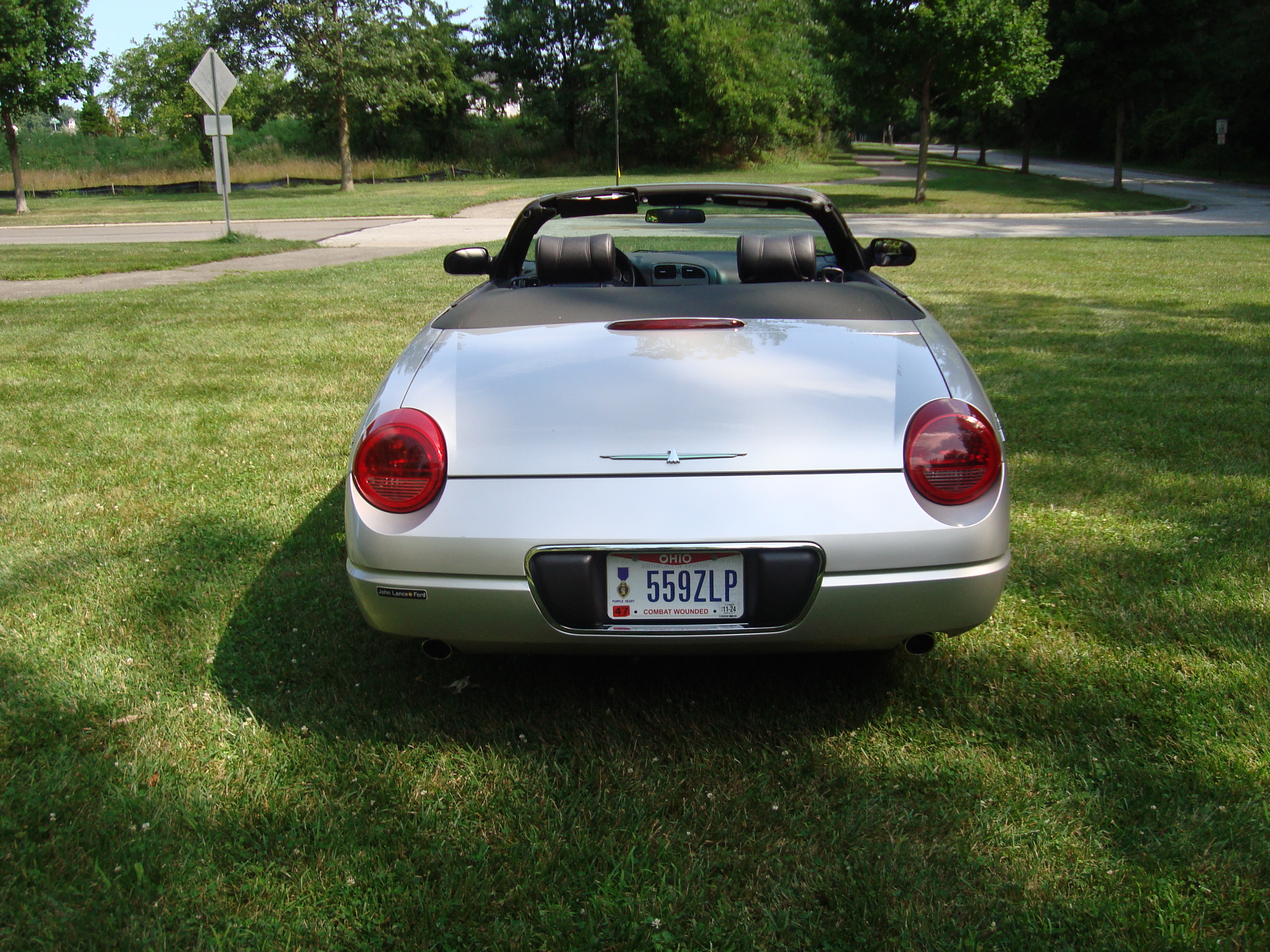 Used 2005 Ford Thunderbird RWD image 8