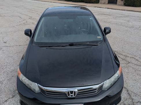 Used 2012 Honda Civic LX image 2