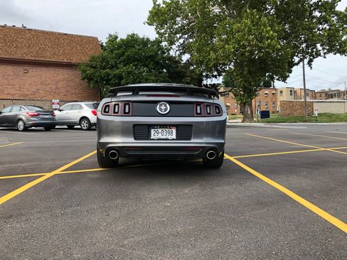 Used 2013 Ford Mustang Coupe RWD image 5