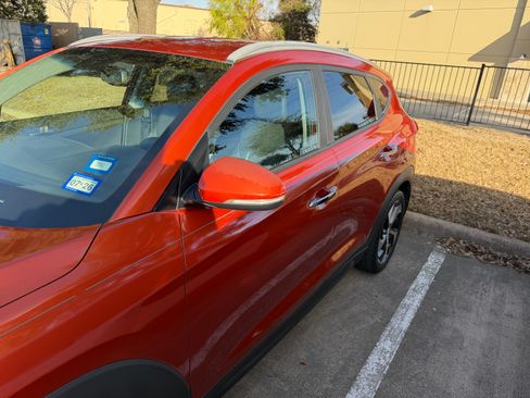 Used 2016 Hyundai Tucson Limited image 4