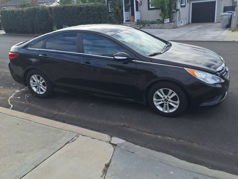 Used 2014 Hyundai Sonata GLS w/ Popular Equipment Group 2 image 2