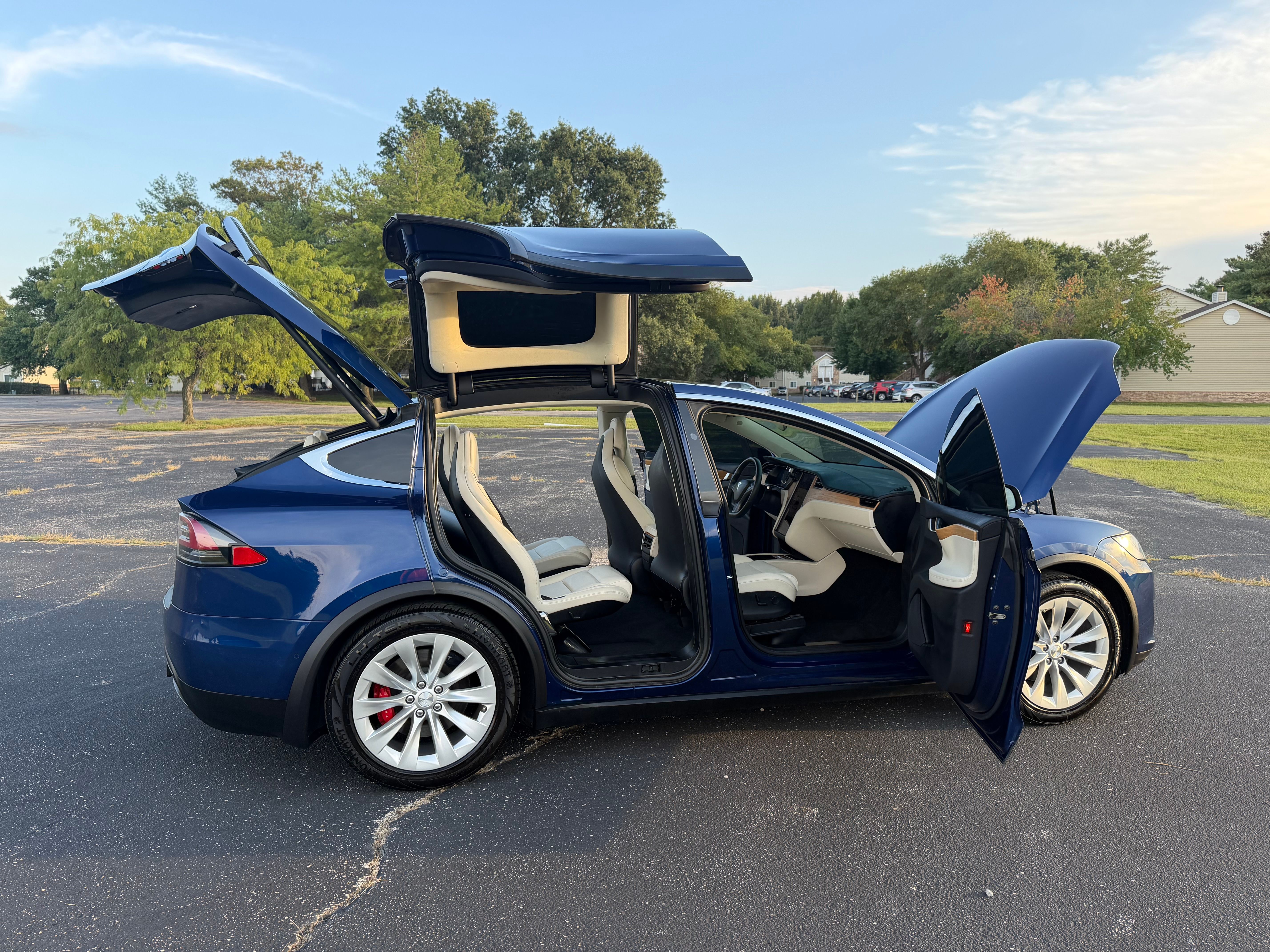 Used 2019 Tesla Model X P100D AWD/4WD image 15