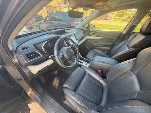 Used 2020 Subaru Ascent Limited w/ Technology Package AWD/4WD image 16