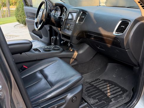 Used 2012 Dodge Durango R/T w/ Leather Interior Group image 10