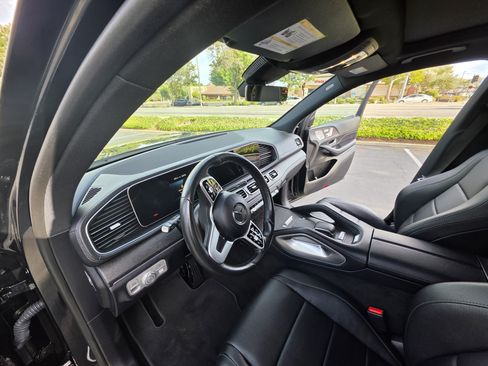 Used 2021 Mercedes-Benz GLS 450 4MATIC image 13