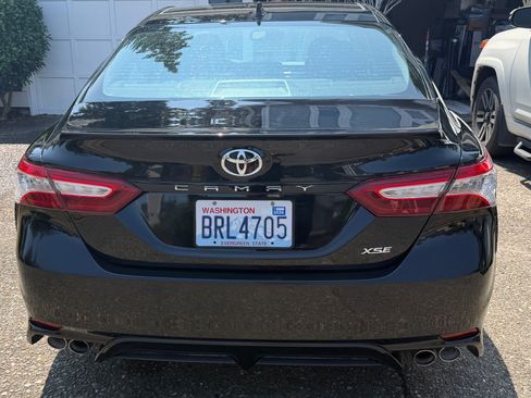 Used 2020 Toyota Camry XSE w/ Driver Assist Package FWD image 5