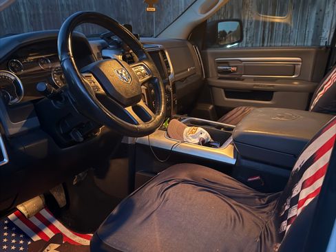 Used 2016 RAM 1500 Lone Star image 9