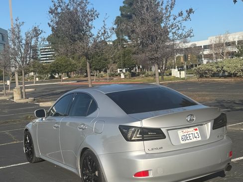 Used 2006 Lexus IS 350 RWD image 18