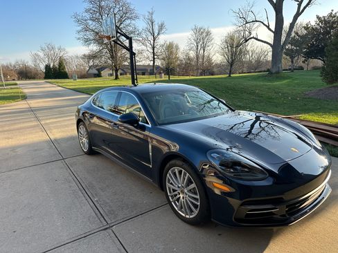 Used 2019 Porsche Panamera 4S Executive image 4
