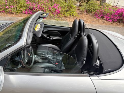 Used 2004 Porsche Boxster image 6