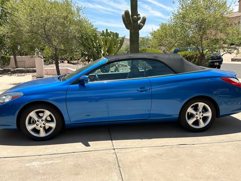 Used 2008 Toyota Solara SLE FWD image 1