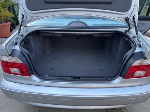 Used 2001 BMW 540i Sedan image 29