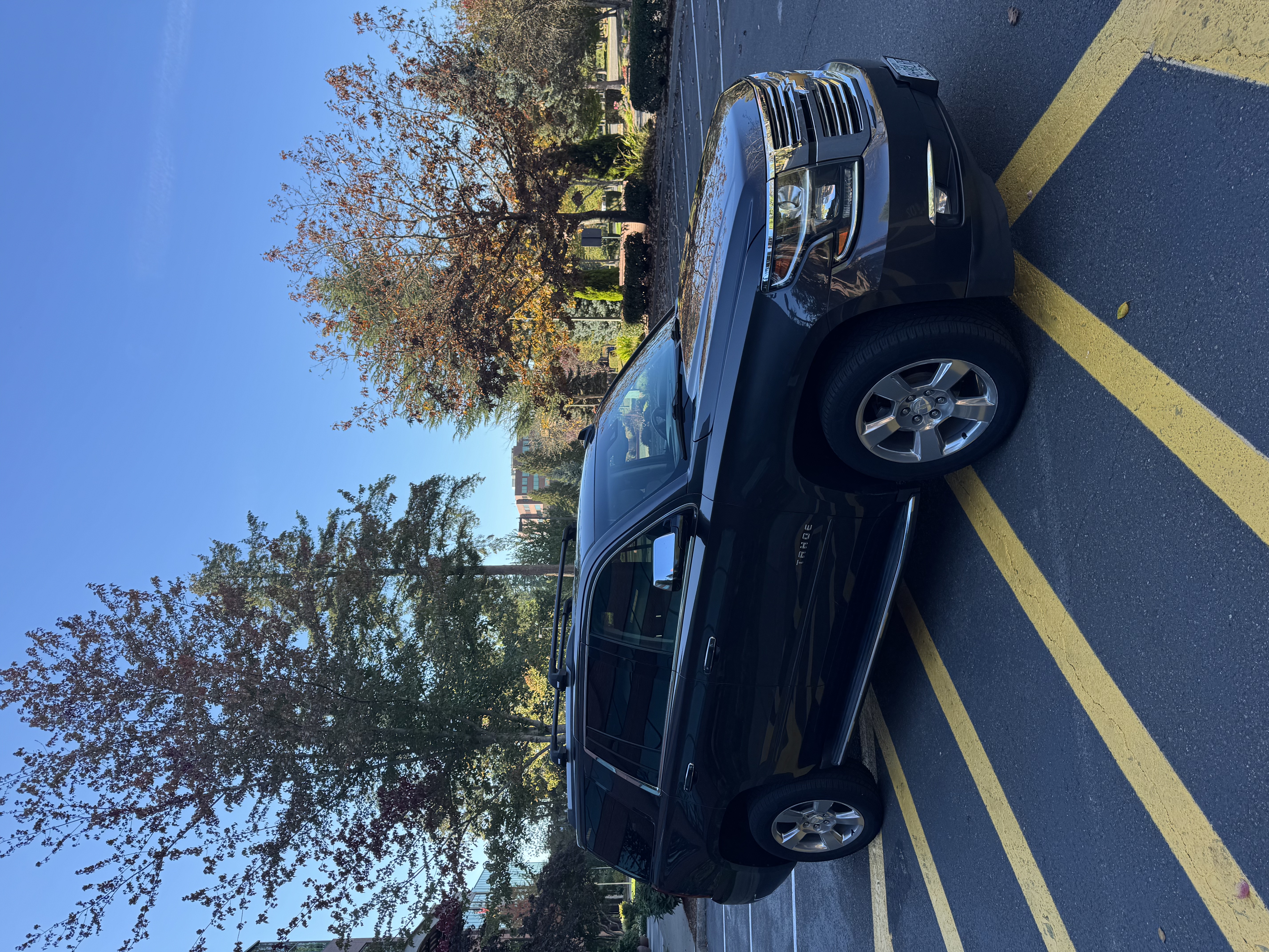 Used 2018 Chevrolet Tahoe Premier AWD/4WD image 8