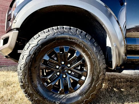 Used 2020 Ford F150 Raptor w/ Equipment Group 802A Luxury image 23