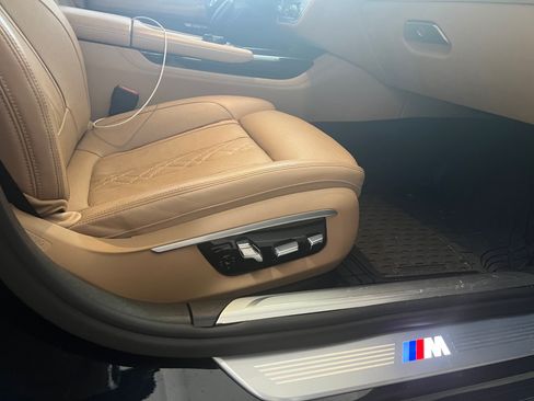 Used 2016 BMW 740i image 15