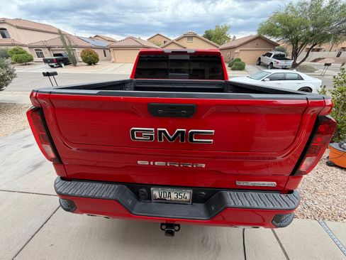 Used 2021 GMC Sierra 1500 Elevation w/ Preferred Package AWD/4WD image 4