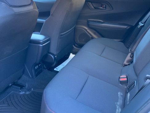 Used 2025 Toyota Prius Plug-In Hybrid image 10