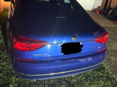 Used 2016 Volkswagen Passat 1.8T SE image 2