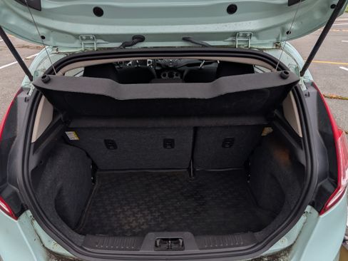 Used 2017 Ford Fiesta SE image 12