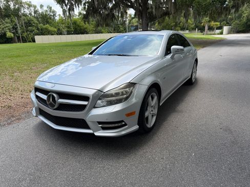 Used 2012 Mercedes-Benz CLS 550 image 2