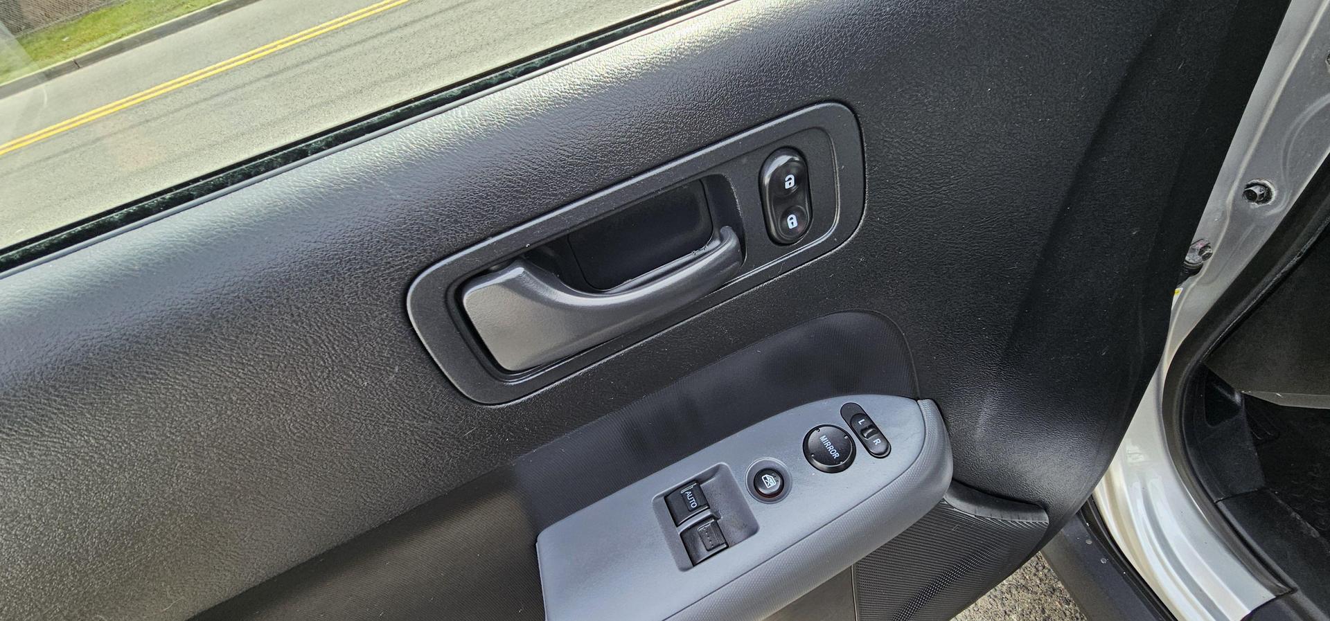 Used 2007 Honda Element EX image 12