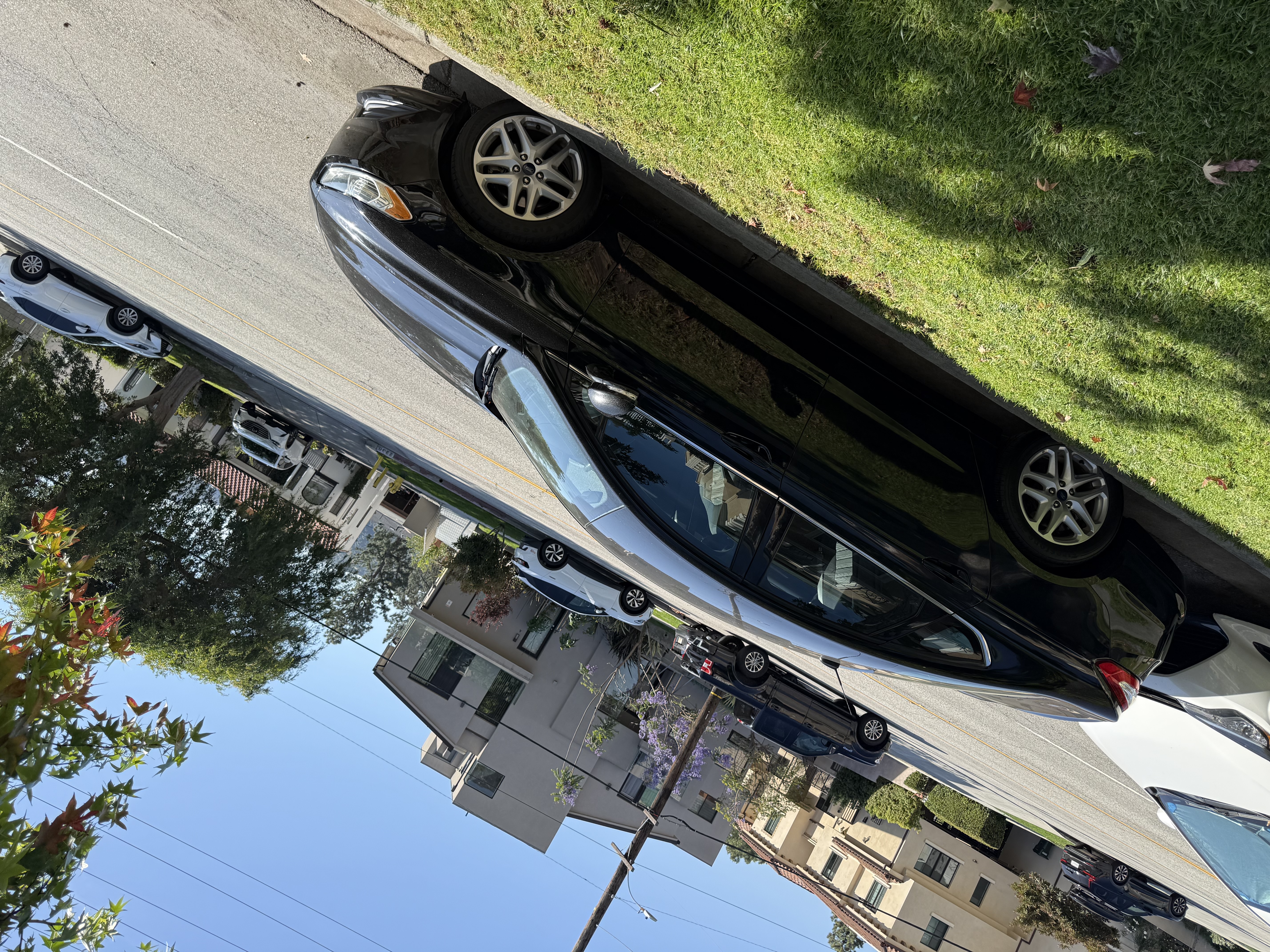 Used 2016 Ford Fusion SE FWD image 6