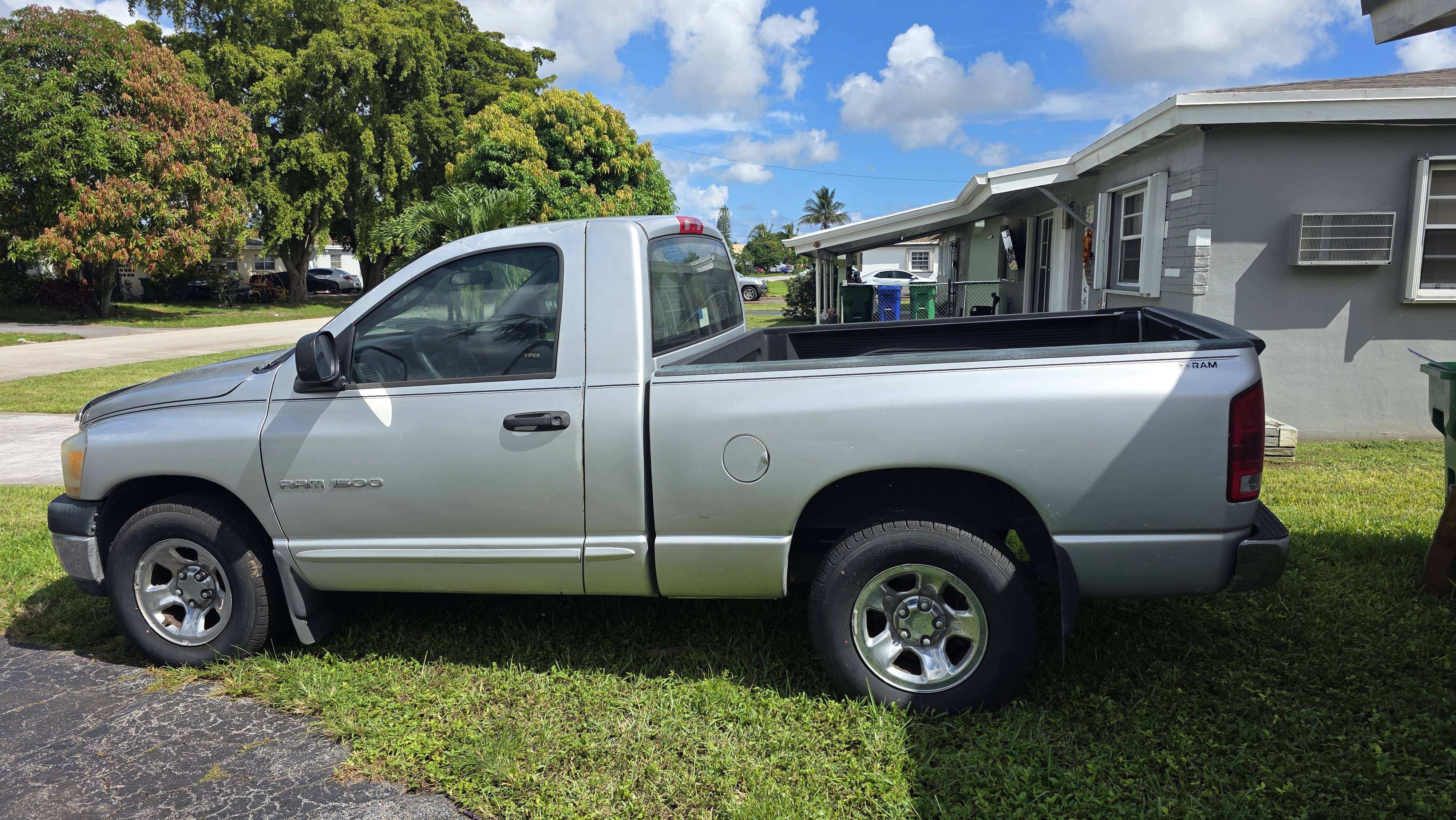 Used 2006 Dodge Ram 1500 Truck ST w/ V6 Value Group RWD image 10