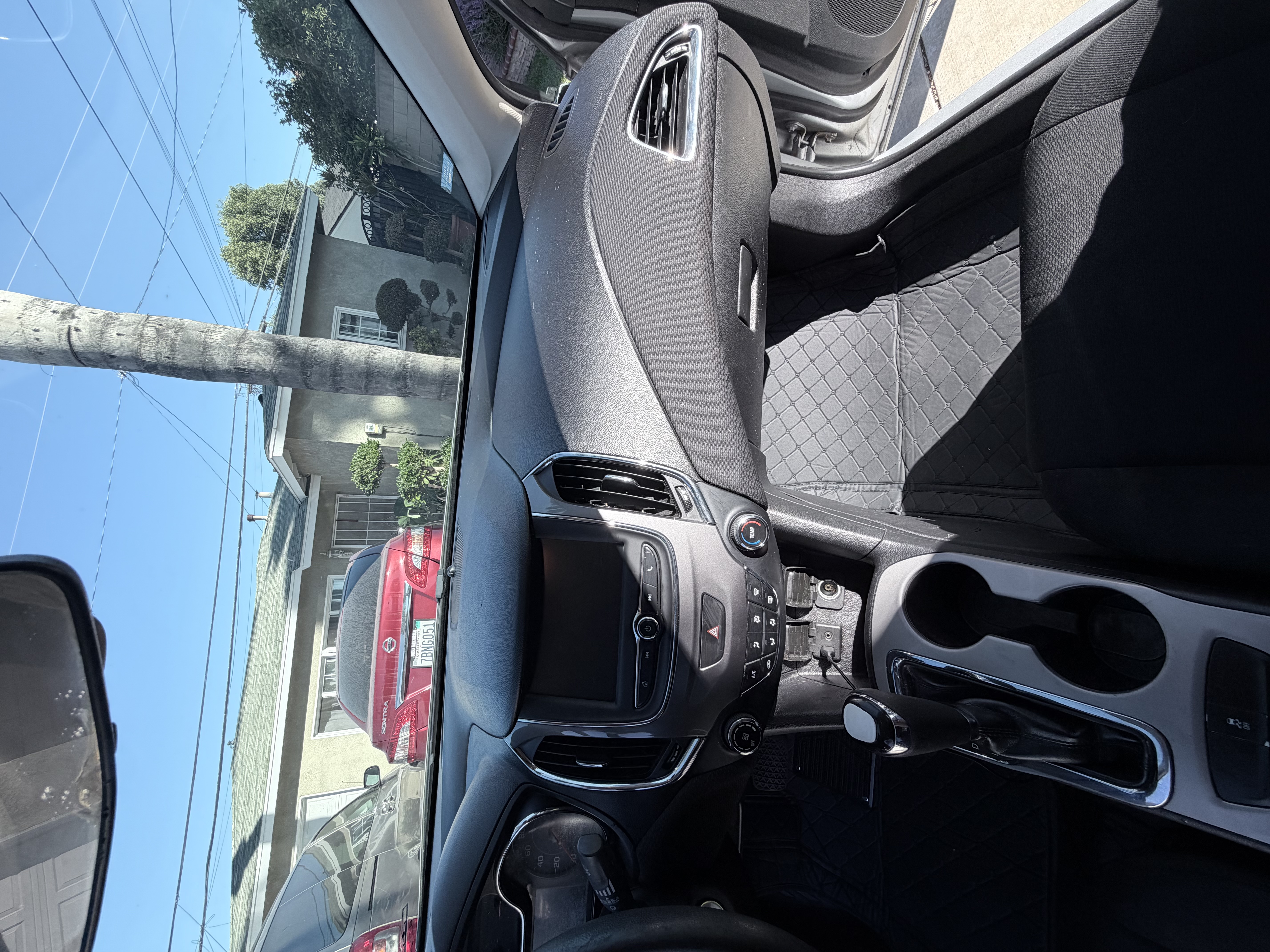 Used 2018 Chevrolet Cruze LS FWD image 22