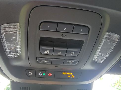 Used 2025 Cadillac CT5 V image 13