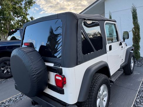 Used 2004 Jeep Wrangler 4WD w/ 30" Tire & Wheel Group image 6