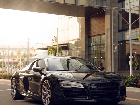 Used 2015 Audi R8 V10 image 4