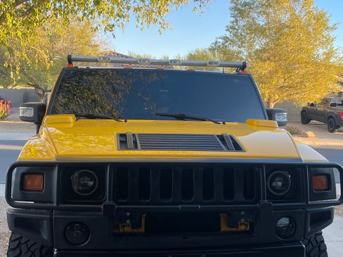 Used 2003 HUMMER H2 w/ Preferred Equipment Group image 15